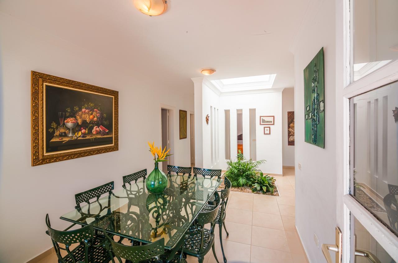 Villa Tías Exterior foto