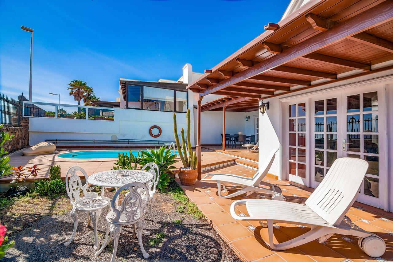 Villa Tías Exterior foto
