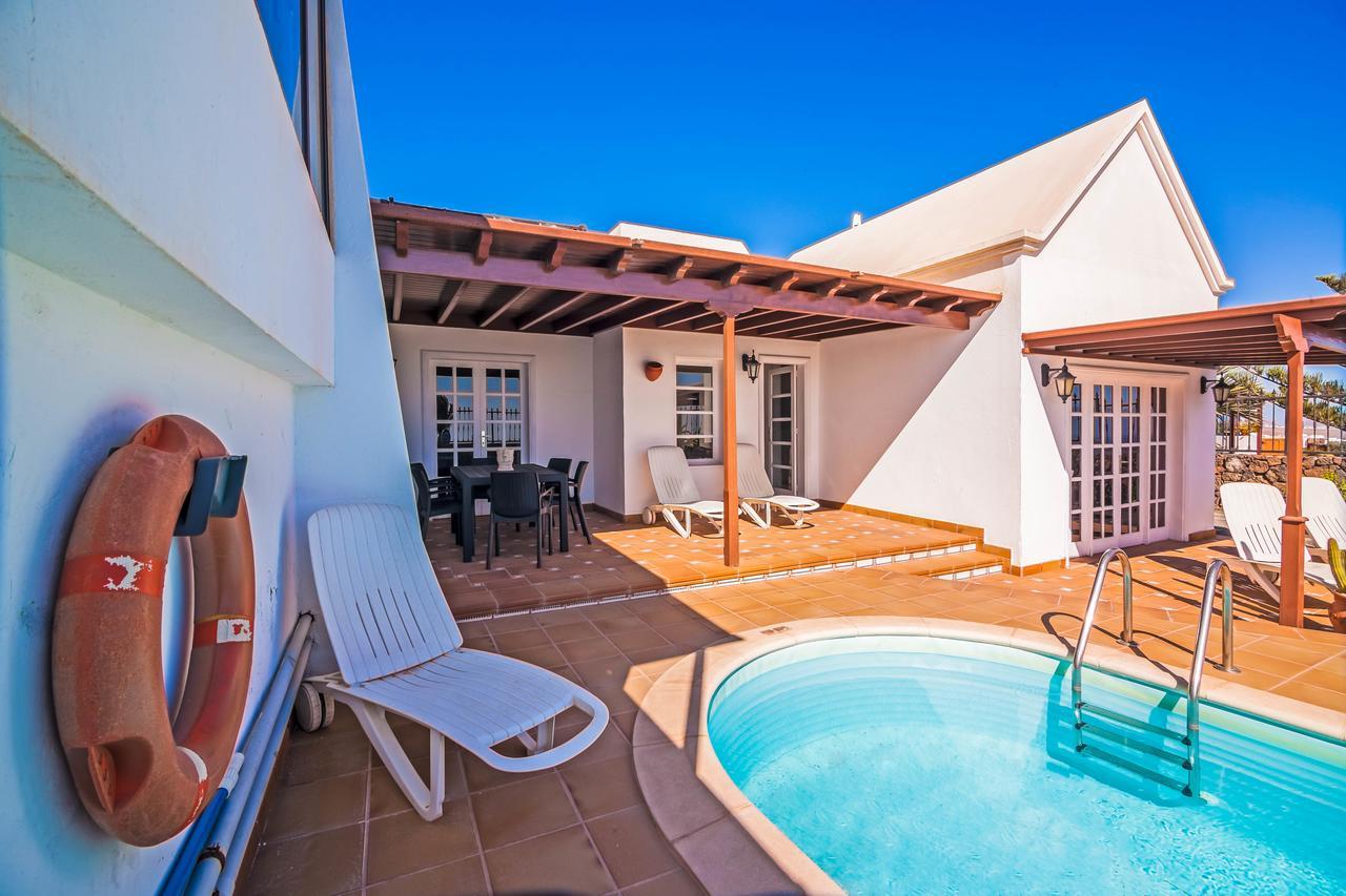 Villa Tías Exterior foto